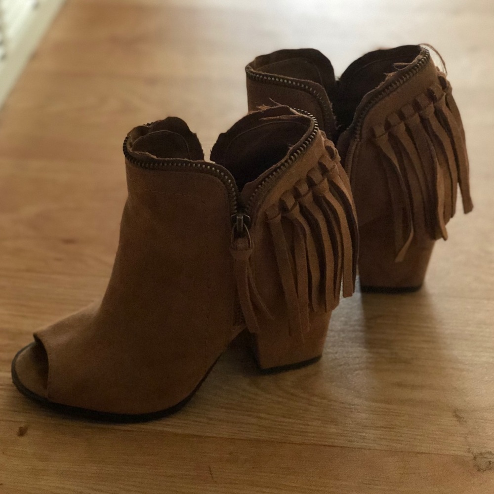 DV Peep Toe Fringe Booties